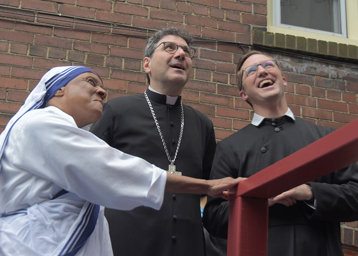 Archbishop Leo at the Missionaries of Charity