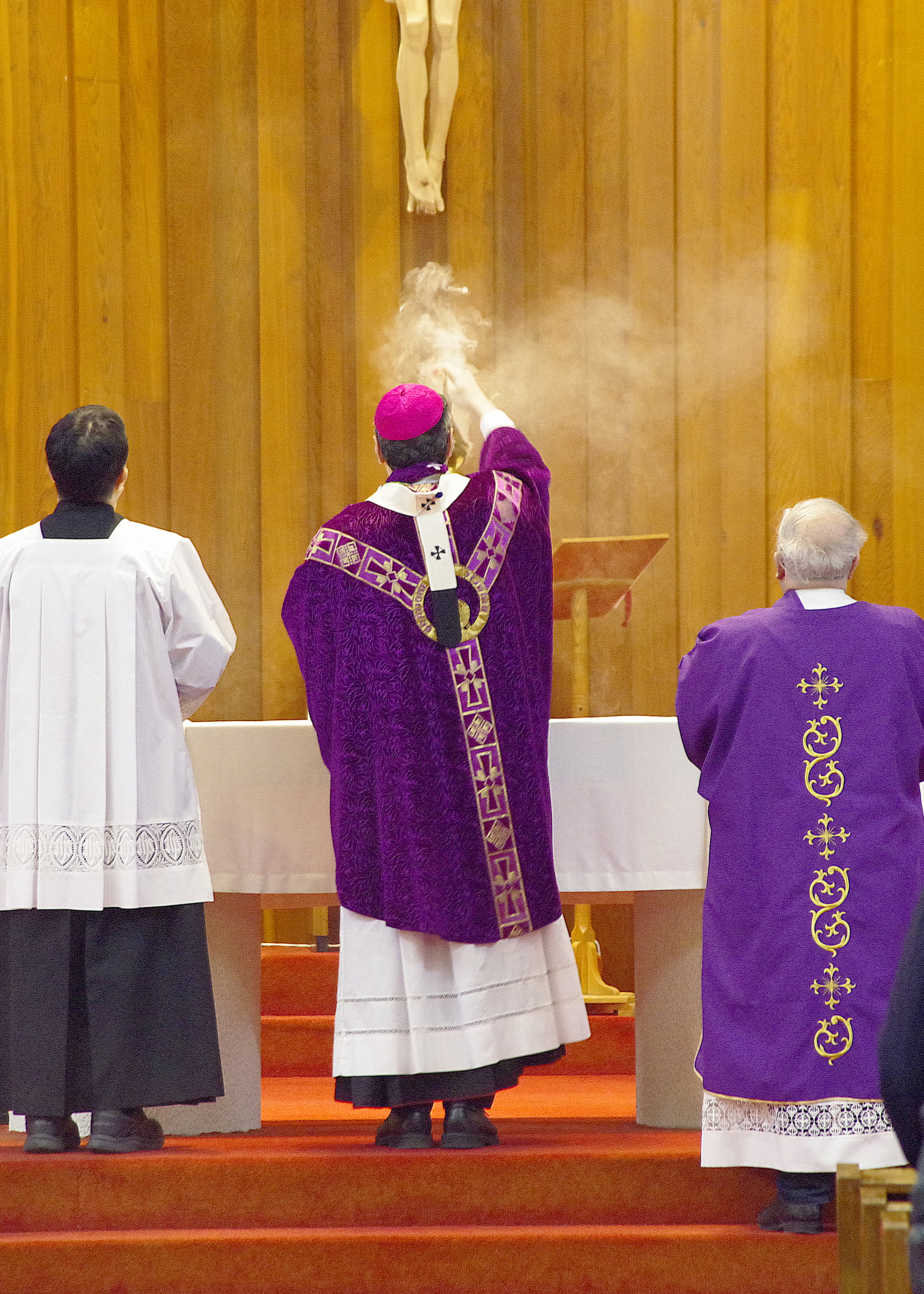 Archbishop Leo at St. Theresa