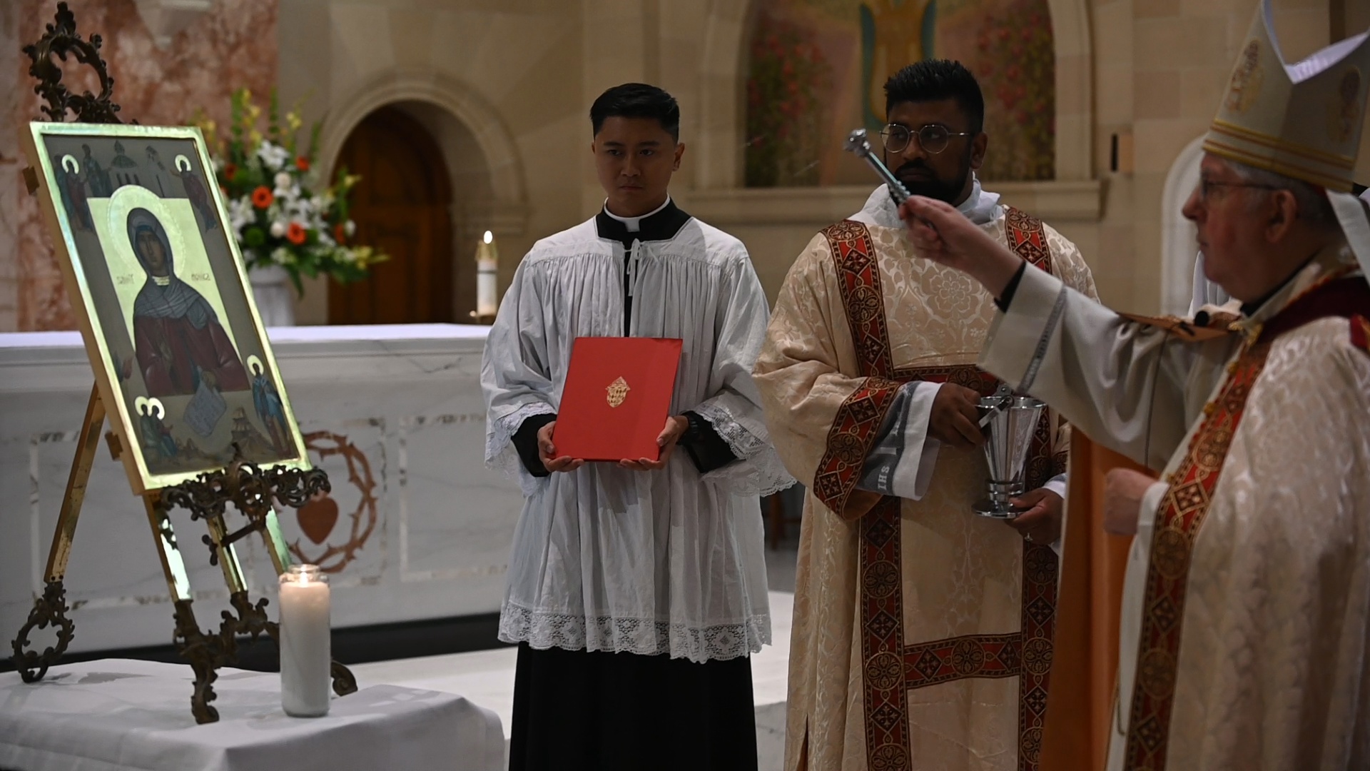 Cardinal Collins blesses St Monica