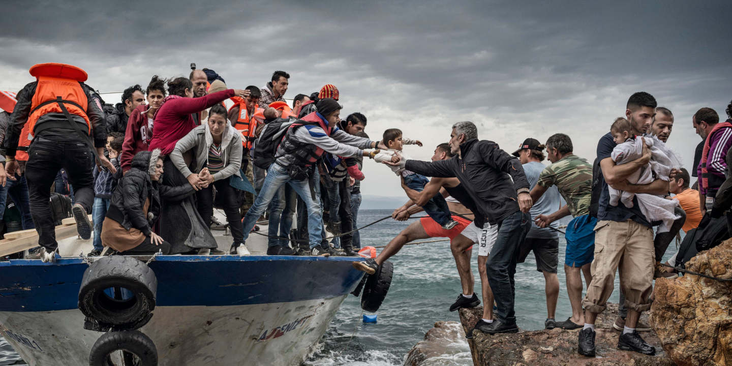 Antonio Masiero refugee crisis  Banner